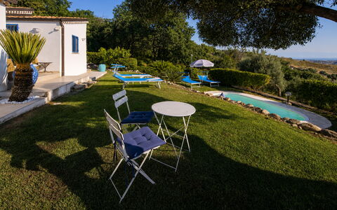 Villa Acquaro, Santa Caterina Dello Ionio, Pool, A: Blauw, Zwembad, Buitenmeubels, Toevlucht, Tuin, Landscaping, Landgoed, Schaduw, Werf, Badplaats