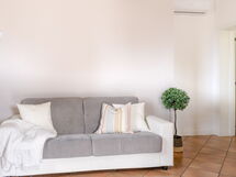 Acacia Holiday Home