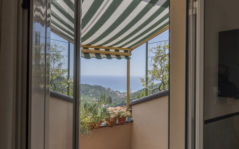 Emma House, Terrace and Sea View, Moneglia: Eigendom, Gebouw, Lucht, Fabriek, Venster, Schaduw, Hout, Architectuur, Interieur Ontwerp