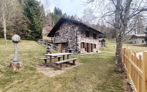 Baita a Pieve Tesino Mountain And Lake: Boom, Huis, Huis, Verblijf, Landelijk Gebied, Dorp, Lariks, Boerderij, Blokhut