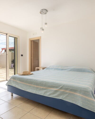 Loft San Giovanni in Gallipoli: Verdieping, Flooring, Interieur Ontwerp, Plafond, Appartement, Kamer, Slaapkamer, Beits, Bed, Stoel