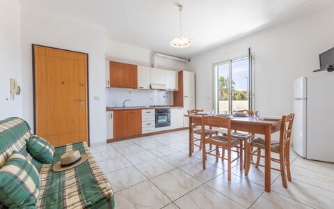 Apartment Balcony Sea View - Gallipoli: Tafel, Meubilair, Cabinetry, Bankstel, Venster, Hout, Stoel, Interieur Ontwerp, Flooring, Verdieping