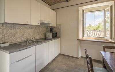 Arpusè - Ca Fredo Apartment with Pool: Flooring, Hout, Keuken, Interieur Ontwerp, Verdieping, Countertop, Plafond, Major Appliance, Toestel Van De Keuken, Gootsteen