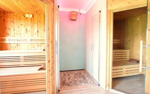 Baita Tersilia Mountain And Lake, Veneto: Eigendom, Hout, Interieur Ontwerp, Deur, Beits, Verdieping, Flooring, Hardwood