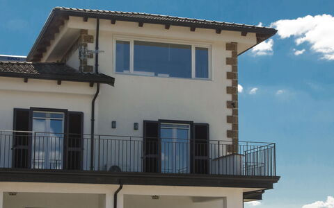 Villa Mariarosaria - Dimora Esclusiva con Piscina: Huis, Woongebied, Huis, Facade, Architectuur, Balkon, Deur, Veranda, Landgoed, Villa