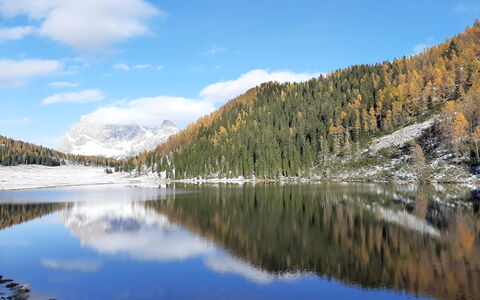 Baita Mountain View Pale San Martino: Water, Berg, Tarn, Reflectie, Wildernis, Winter, Meer, Bank, Bergketen