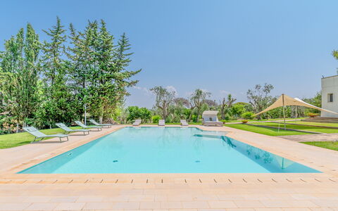 Masseria Ceratonia: Zwembad, Toevlucht, Tuin, Landscaping, Schaduw, Eco Hotel, Ontwerp, Park, Hacienda