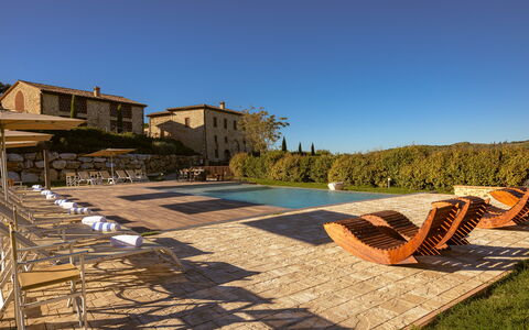 Le Torri, Borgo Campassini, Monteriggioni: Huis, Zwembad, Buitenmeubels, Toevlucht, Landgoed, Villa, Boerderij, Ligstoel, Eco Hotel, Hacienda
