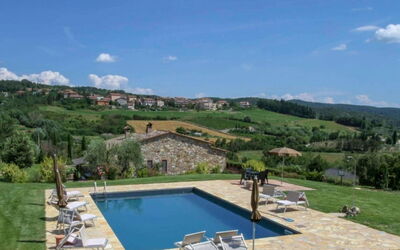 Podere Aurora: Zwembad, Buitenmeubels, Toevlucht, Woongebied, Meubilair, Eco Hotel, Ligstoel, Thermae, Landgoed, Paraplu
