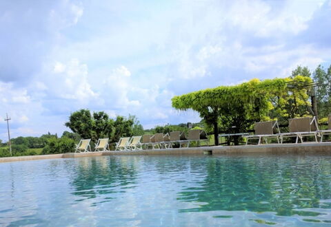 Podere della Bruciata: Zwembad, Buitenmeubels, Vrije Tijd, Paraplu, Toevlucht, Ligstoel, Tropen, Waterpartij, Badplaats, Eco Hotel