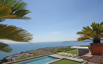 Villa Garda: Zee, Kust En Oceanic Landvormen, Woongebied, Kust, Oceaan, Toevlucht, Landgoed, Eco Hotel, Badplaats, Zwembad