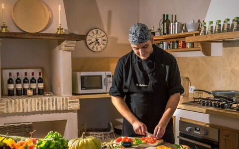Villa Santa: Voedsel, Keuken, Tableware, Koken, Toestel Van De Keuken, Ingrediënt, Koken, Countertop