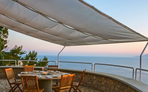 Villa Cala Moresca: Schaduw, Buitenmeubels, Canopy, Stoel, Luifel, Outdoor Structuur, Eco Hotel, Tropen, Toevlucht, Zwembad