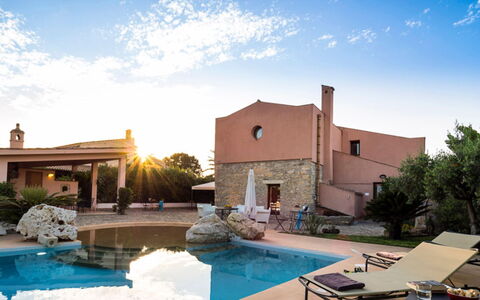 Villa dello Zingaro: Zwembad, Toevlucht, Landgoed, Waterpartij, Hacienda, Villa, Eco Hotel, Landscaping, Thermae, Herenhuis