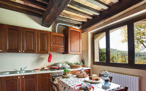 Cascina Arcangelo: Keuken, Interieur Ontwerp, Meubilair, Countertop, Toestel Van De Keuken, Kamer, Major Appliance, Keuken En Eettafel, Plafond, Cabinetry