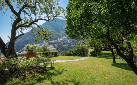 Villa Positano: Bergachtig Landvormen, Natuur, Berg, Natuurlijk Landschap, Vegetation, Heuvel, Landschap, Hoogland, Heuvel Station, Bergketen