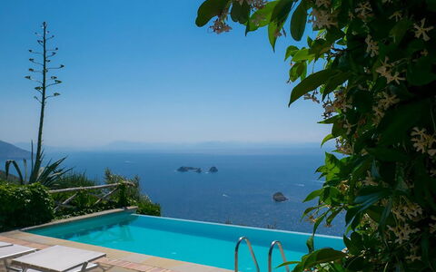 Villa Sant'Agata: Blauw, Zwembad, Toevlucht, Zee, Eco Hotel, Tropen, Villa, Badplaats