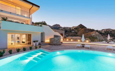 Villa Taormina- Baya Bella: Zwembad, Toevlucht, Zee, Kust, Landgoed, Oceaan, Villa, Eco Hotel, Hotel