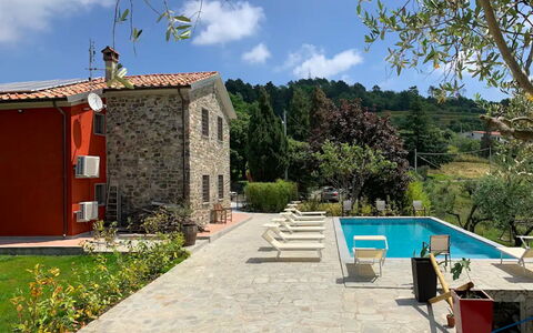 Villa Sarzana: Zwembad, Huis, Woongebied, Toevlucht, Huis, Buitenmeubels, Verblijf, Landgoed, Eco Hotel, Backyard
