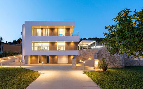 Villa Nina: Balkon, Landgoed, Villa, Herenhuis