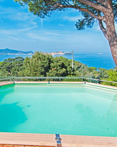 Villa Magazzini: Blauw, Zwembad, Toevlucht, Eco Hotel, Schaduw, Tropen, Badplaats, Hotel, Villa
