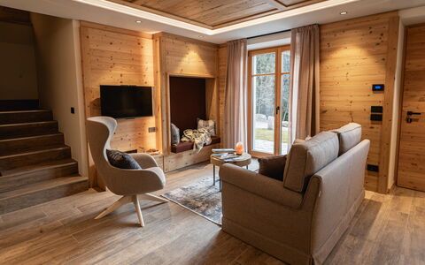 Baita Granda: Hout, Interieur Ontwerp, Flooring, Huis, Beits, Appartement, Hardwood, Woonkamer, Houten Vloer, Blokhut