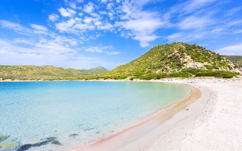 Le Fontane Apartments In Villasimius: Blauw, Water, Zwemwater, Strand, Kust, Kust En Oceanic Landvormen, Kust, Zee, Zomer, Bank