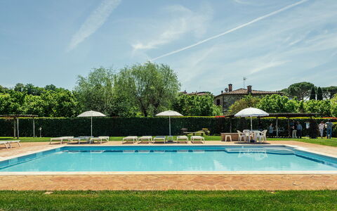 La Pergola: Zwembad, Toevlucht, Tuin, Vrije Tijd, Eco Hotel, Landgoed, Hacienda, Buitenmeubels, Gazon, Landscaping