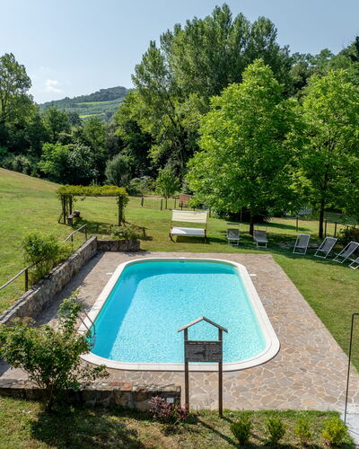 Mulino di Amarrante with Pool, Montaione: Boom, Zwembad, Tuin, Schaduw, Backyard, Toevlucht, Eco Hotel, Werf, Gazon, Thermae