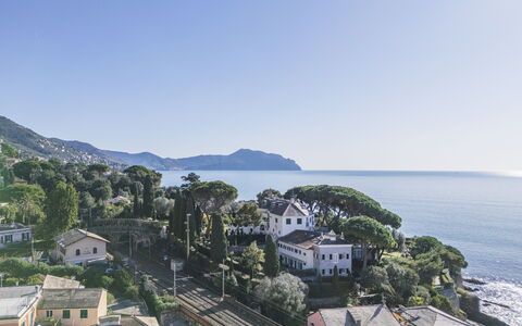 Green Home Seaside, Parking, Wifi, Ac, Genova Nerv: Gebouw, Woongebied, Huis, Huis, Kust, Landschap, Heuvel, Kust En Oceanic Landvormen, Zee, Menselijke Nederzetting