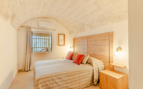Casa Lea: Muur, Interieur Ontwerp, Hout, Plafond, Meubilair, Flooring, Bed, Slaapkamer, Verdieping, Kamer