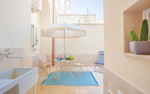 Casa Ettore: Flooring, Verdieping, Interieur Ontwerp, Meubilair, Kamer, Stoel, Appartement, Plafond, Beits