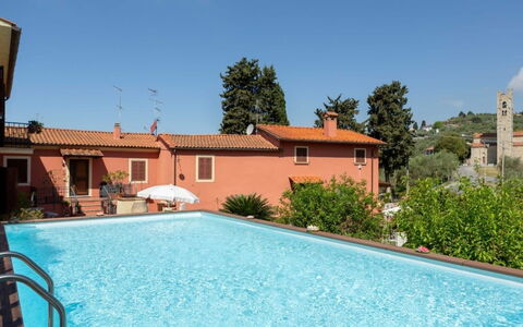 Casale La Pieve: Zwembad, Woongebied, Menselijke Nederzetting, Toevlucht, Buitenmeubels, Hacienda, Landgoed, Eco Hotel, Thermae, Villa