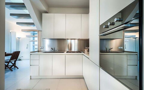 Cala Marina: Keuken, Toestel Van De Keuken, Interieur Ontwerp, Countertop, Flooring, Cabinetry, Major Appliance, Plafond, Verdieping, Architectuur