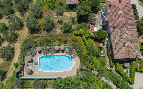 Podere Oliveta: Zwembad, Toevlucht, Buitenmeubels, Hacienda, Landgoed, Eco Hotel, Villa, Paraplu, Badplaats, Thermae