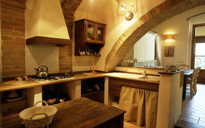 Owl: Interieur Ontwerp, Meubilair, Keuken, Flooring, Hout, Plafond, Countertop, Toestel Van De Keuken, Cabinetry, Verdieping