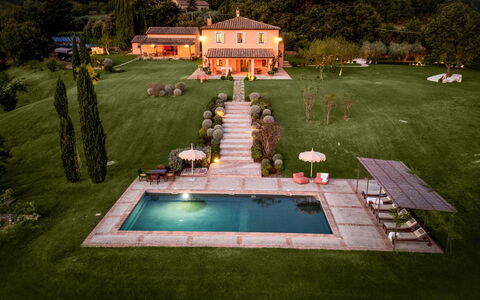 Casalberna: Landgoed, Tuin, Zwembad, Gazon, Herenhuis, Landscaping, Villa, Park, Hacienda, Werf