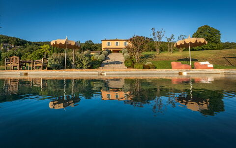 Casalberna: Water, Zwembad, Toevlucht, Meer, Reflectie, Landgoed, Eco Hotel, Reservoir, Badplaats, Hacienda