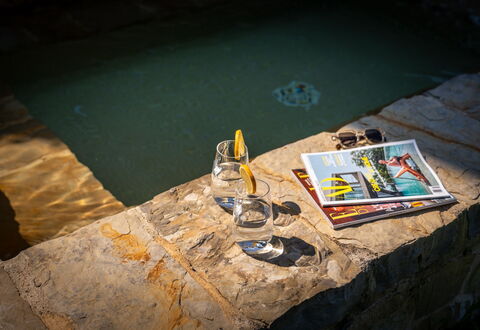 Town House Garden: Flagstone, Zwembad, Waterpartij