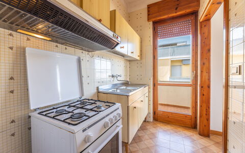 Giovanni Apartment In Gallipoli, Ac, Seaside: Muur, Hout, Appartement, Huis, Kamer, Beits, Major Appliance, Keuken, Verf, Ontwerp