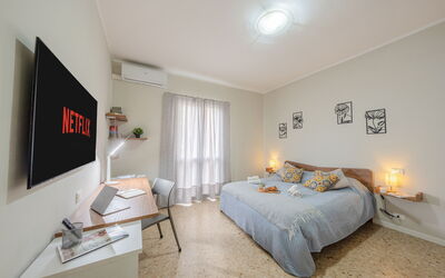 Lory House
