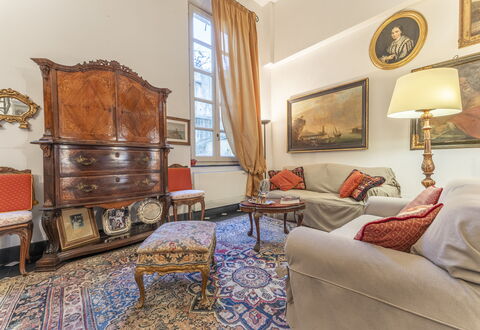 Portello Square Lux Apartment Genova: Meubilair, Interieur Ontwerp, Flooring, Verdieping, Kamer, Woonkamer, Fotolijst, Appartement, Gieten, Bankstel