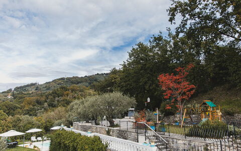 Villa Vernazza: Boom, Landschap, De Lente, Heuvel Station, Tuin, Hek, Vakantie, Landscaping, Park, Botanische Tuin