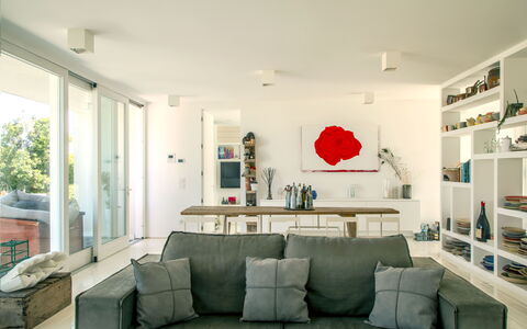 Villa Rosa Del Mare: Meubilair, Interieur Ontwerp, Flooring, Bankstel, Verdieping, Muur, Kamer, Woonkamer, Plafond, Tafel