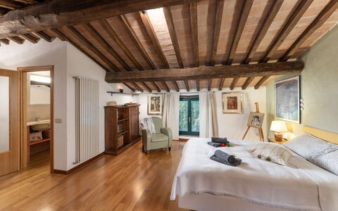 Casale del Timignano, Private Villa with Huge Gard: Meubilair, Interieur Ontwerp, Bed, Slaapkamer, Muur, Flooring, Plafond, Hout, Verdieping, Kamer