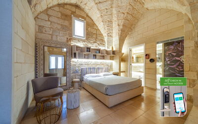 Capinera - Romantic Room - Corte dei Granai: Interieur Ontwerp, Plafond, Woonkamer, Hotel