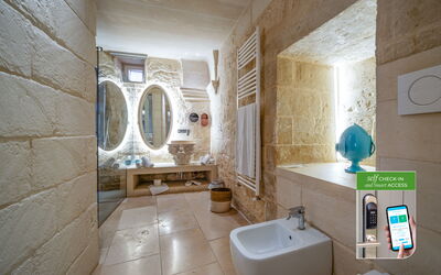 Accommodatie:&nbsp;Maiorca Deluxe Room with Bath Tub - Borgo Bianco