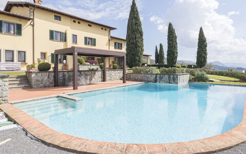 Villa Alessia Luxury: Zwembad, Toevlucht, Schaduw, Waterpartij, Eco Hotel, Binnenplaats, Villa, Landscaping, Hacienda, Flagstone