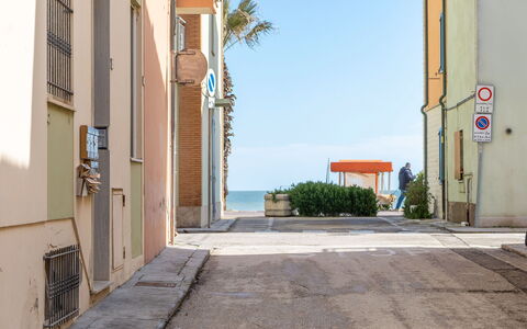 La Rondine Apartment: Straat, Balkon, Stoep, Steeg, Gang