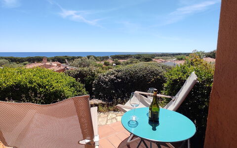 Villetta Oasi Belvedere, Budoni, Wifi, Ac: Meubilair, Buitenmeubels, Stoel, Buitentafel, Schaduw, Balkon, Koffietafel, Eco Hotel, Klapstoel, Armleuning